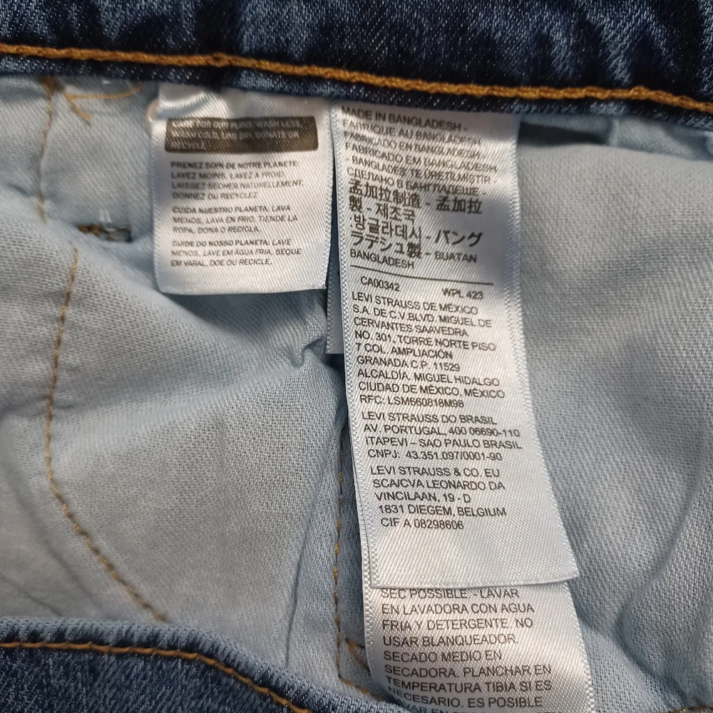 Mens Levis 511 Slim Fit Jeans - Picture 6 of 8